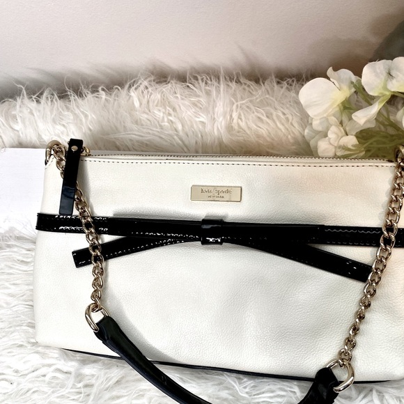 kate spade Handbags - Kate Spade ♠️ Classic Bag